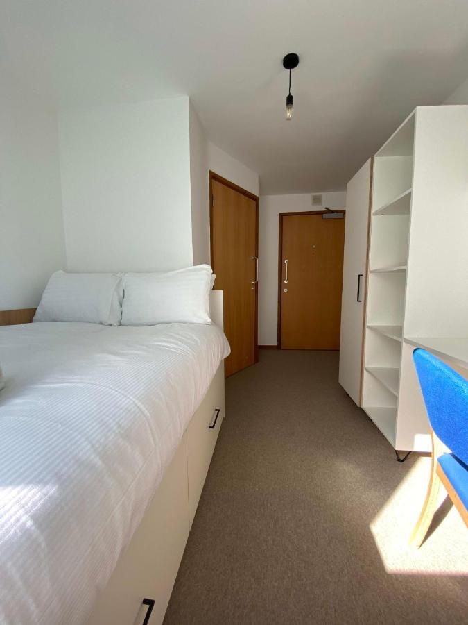Regency Hall Smart Cheltenham Ensuite Rooms E Exterior photo